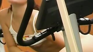 Vickys Prolific Pastime A Sweaty Selfie Seduction to Orgasmic Bliss