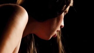 Thirsty for Taste Lyne Seduces Neighbor with Unquenchable Passion