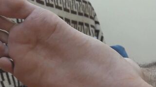 ToeTally Naked Eryks FootFetish JerkOff
