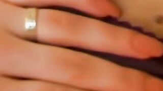 Sensual Siren Gabriellas Alluring Live Cam Tease