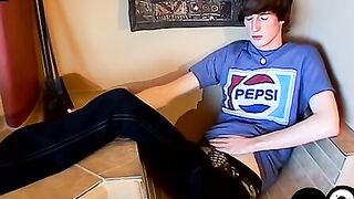 Sensual Sloppy servicing sits clean Amateur Fun Boy ends another Unfulfilled Orgy