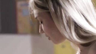 Sweet Surrender Hoe 48