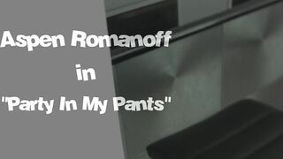 Blonde Stepsister Gets Spread Out By Fat Dick - Aspen Romanoff -