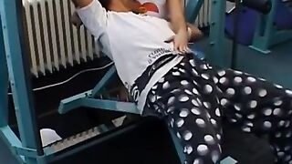 Grannys operative Riding the Heavyweight Champion
