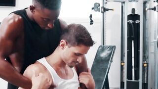 "Black Trainer's Muscle Massage Turned Into Hardcore Sex With White Guy"