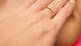 Emma Watson Goes on an Epic Mini-golfing Spree in Hilarious Parody