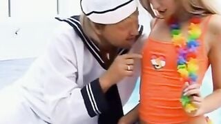 Mature Milf Facesitting Blowjob & Deepthroat POV with Facial cumshot in Swimming-Pool
