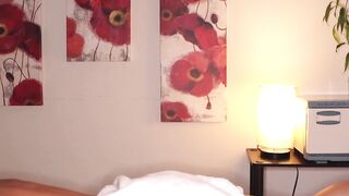 "Big-Boobs Babe Robin Shelton Sucks Off A Huge Dick In POV"