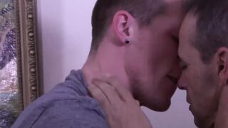 "Mature MUSCLE Bear Fucks Young Jocks Ass - Gay Older Man & Twink"