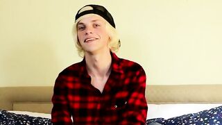 "Anal Toy Play & Masturbation Orgasm For Teenage Hottie"