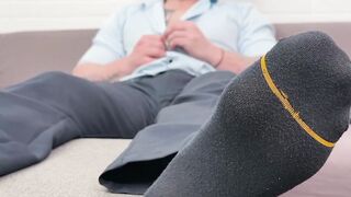 "Foot Worship - Foot Fetish Goddess Dominates Hunk's Dick"
