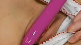 Mature Milf Gabby Strokes Her Way To A Mind-Blowing Climax! - HD Pornhub Exclusive!