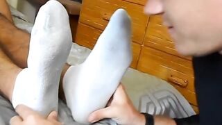 Restless Jose Cortez wants the twink Leo Blue to amuse him with some foot worship