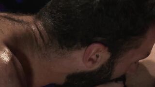 Bald-Leo Fucks Bareback with Hot Stud Wilfred Knights - Raw Anal Sex