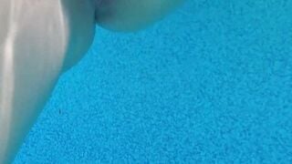 Fucking my stepmom by the pool was amazing!