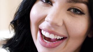 Curvaceous Babe Holly Daze Gets A Huge Facial From Older Guy