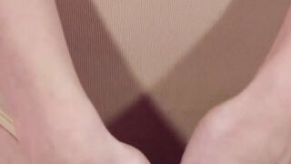 FemJoyXXX.com - Natural tits beauty Caprice struts flawless body