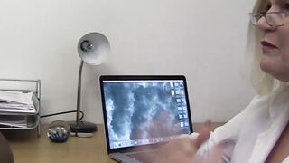 Doctor GILF healed with patients massive black dick