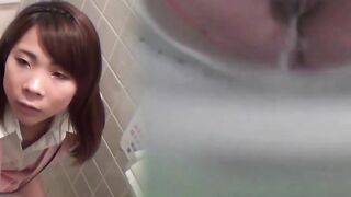 Japanese hotties in bath time pee play on hidden cam