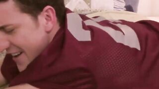 Robert Axel sucks Lance Hardâs thick uncut dick