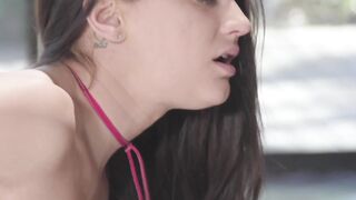 Beautiful Georgia Jones pussy licked by petite Gwen Vicious