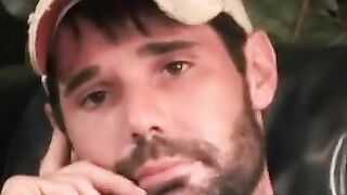 Ink-Stained Hunk Jerking Off & Shooting A Massive Load