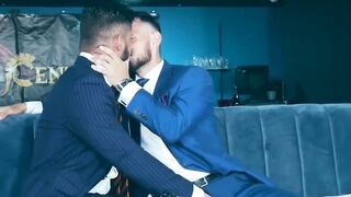 Investor-Allans Hot Ass Fucked By Hunk Hunter Justin Jett