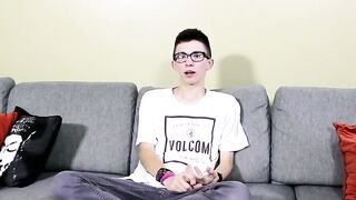 Twinks Glasses Jerk Off Session With Interview