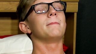 Twinks Bareback Threesome - Raw Ass-Fucking Action With Hot Guys