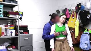 Hot MILF Shoplifter - Officer Catches Thief And Gets Rewarded With Her Pussy