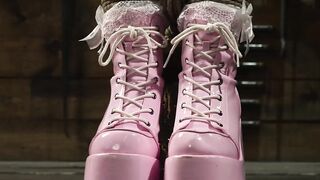 Exploring Various Tools And Techniques On Maiden Pussies - Sensual Orgams For All