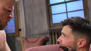 Hunks Casey Everetts Thick Load Blown By Big Dick Stud - POV