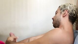 Twinks Unleashed - Hunk Twins Jerk Off & Showcase Their Big Dicks On Cam