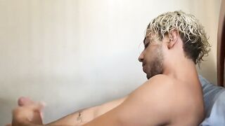 Twinks Unleashed - Hunk Twins Jerk Off & Showcase Their Big Dicks On Cam