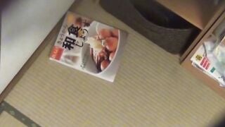 Hairy Pussy J-Babes - Secret Cam Captures Hidden Haircut Session