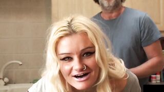Blowjob Queen - Blondie Sucks Like A Pro In This Erotic Artistic Porn Film