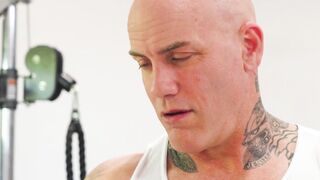 Teen Cutie Reese Robbin's Throat Stretch Workout with Bald Daddy