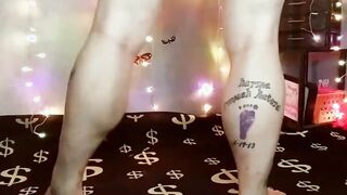 Kepi Carter – Slow motion Calf muscle flex