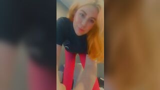lolafuccbunny bends it over