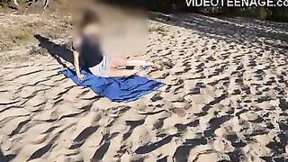 hot 18 yo girls at the beach
