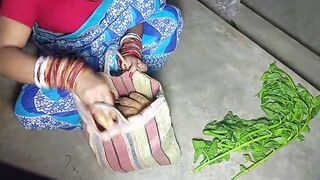Desi Vegetables Selling cunt with mouth Rough Outdoor Sex With Uncle