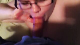Nerdy Barely Legal Blowing Guy’s Cock Letting Him Cum Into Her Mouth
