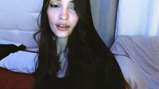 Amateur Sweethearts Share Passionate Kisses And Sensual Blowjob
