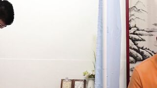 Asian Therapist Gives Client Wild Massage Experience