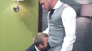 Businessmen Bareback Threesome Action with Hunk Hanes Berlin