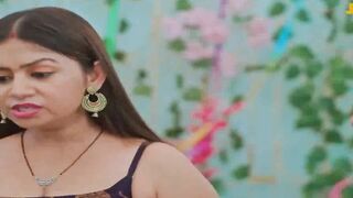 Indian Desi Girl Next Door - Exotic Dancer Shows Off Her Moves And Body