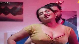 Indian Desi Girl's Hot Dance-Off with Sexy Bollywood Music