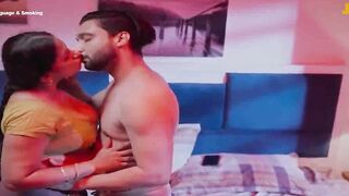 Indian Desi Girl's Hot Dance-Off with Sexy Bollywood Music