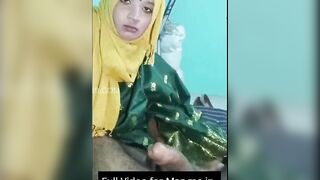Indian Desi Girl Next Door - Exotic Dancer Shows Off Her Moves In A Bollywood Club