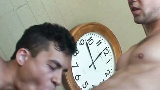Hungry Hunks - Face-Fucking & Deepthroat Blowjob with Facial Finish
